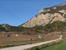 GUIDED CYCLING IN SECRET PROVENCE