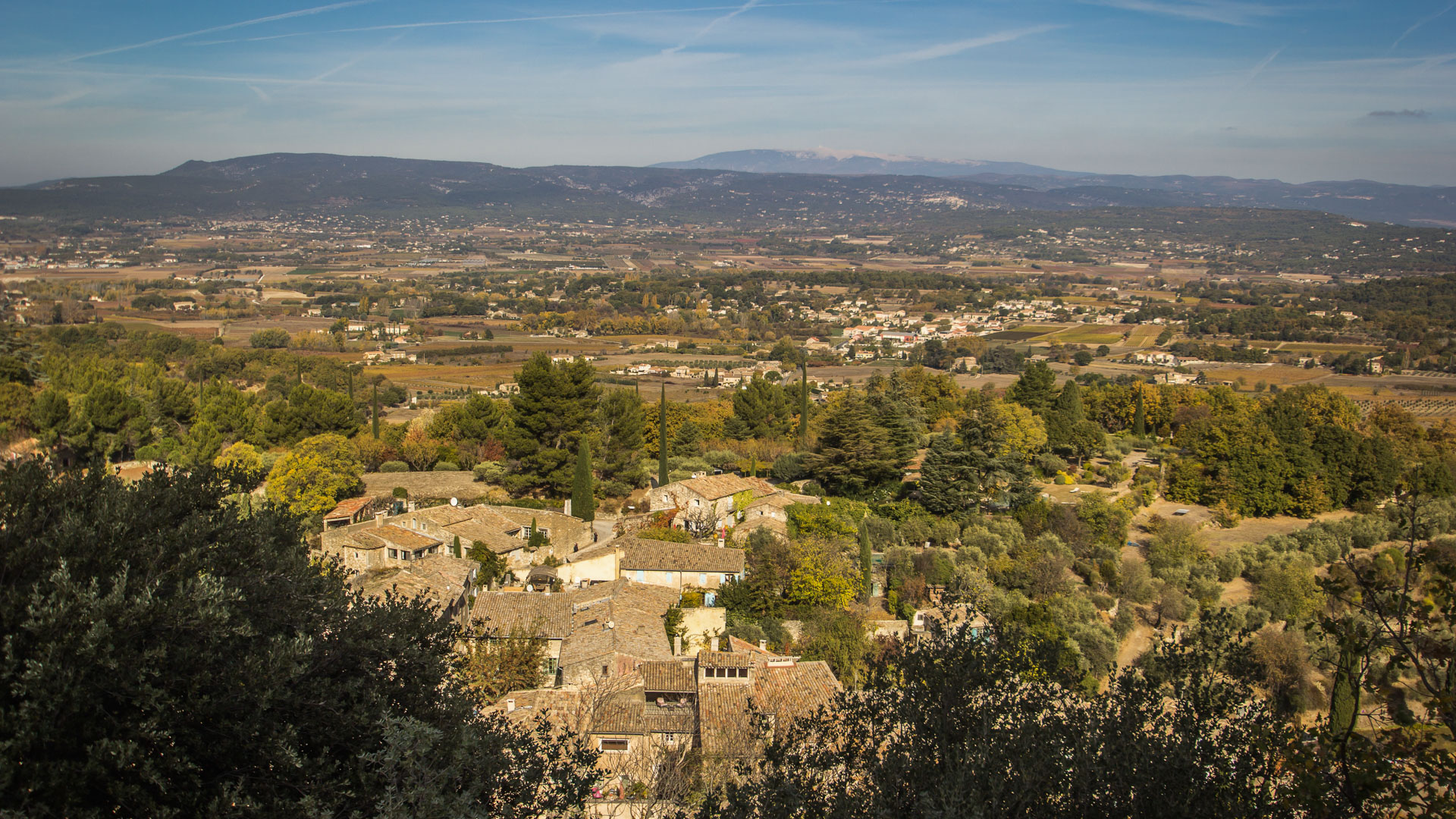 breathtaking views on this road cycling trip in Provence