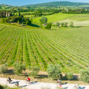 Loop roaming in Tuscany