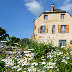 gîte pour vélo dans le Cantal Alta Terra